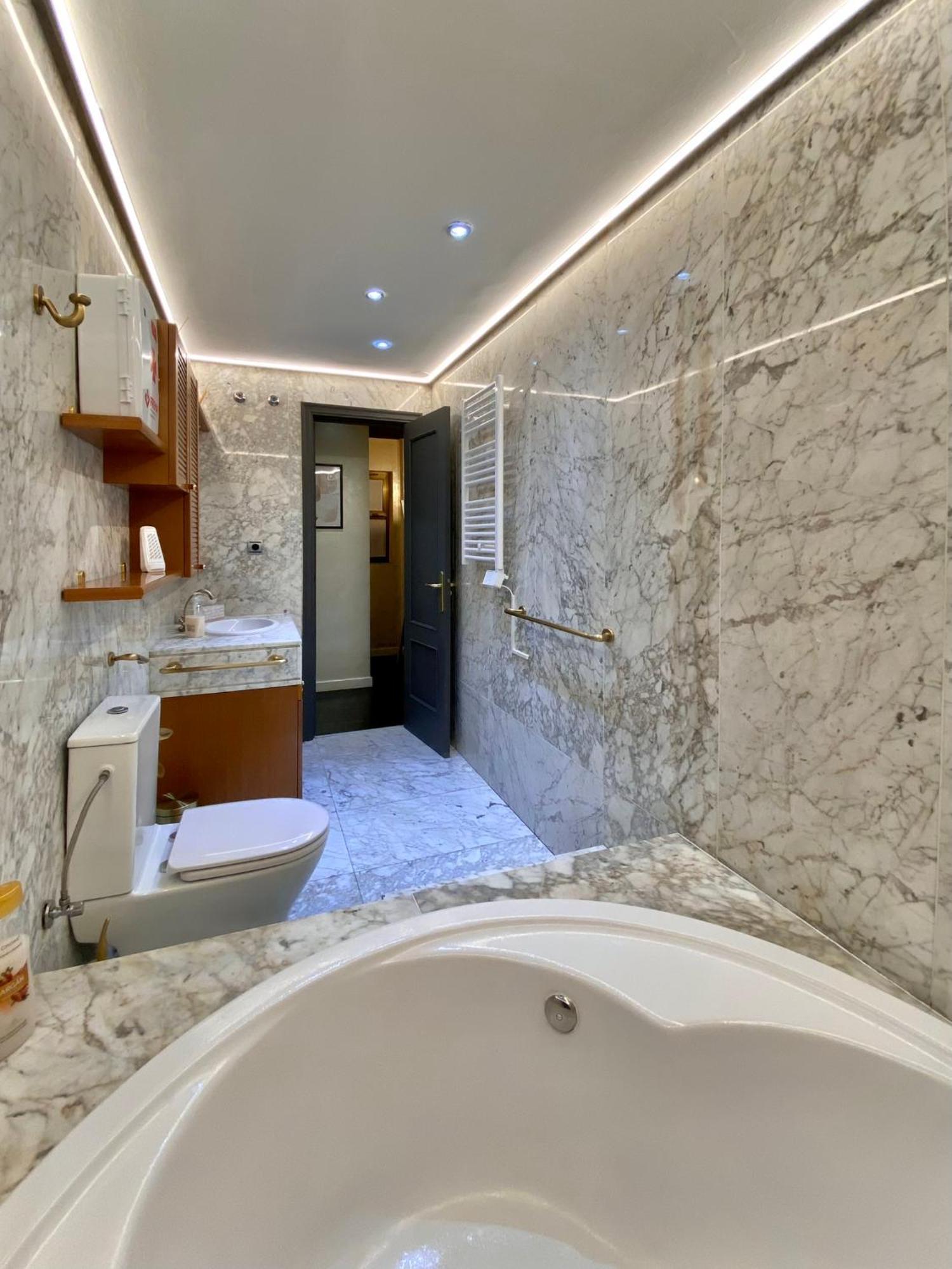 Apartament Misericorde Ii By Aroom - Vut Le 971